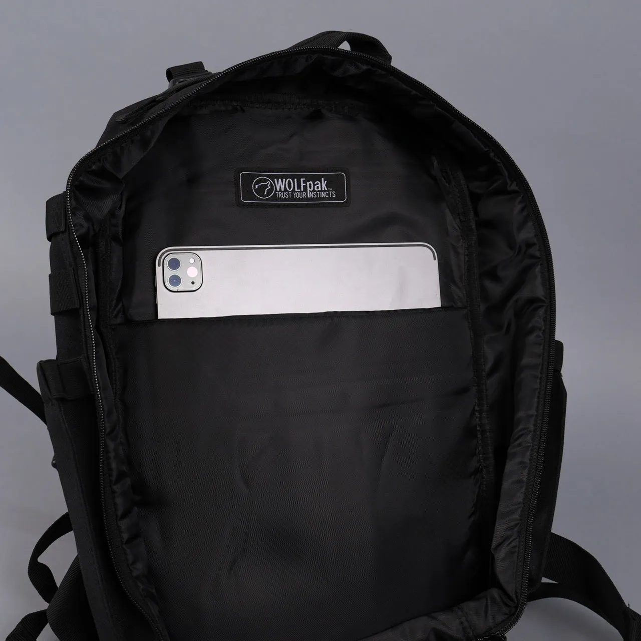 35L Backpack Nightshade