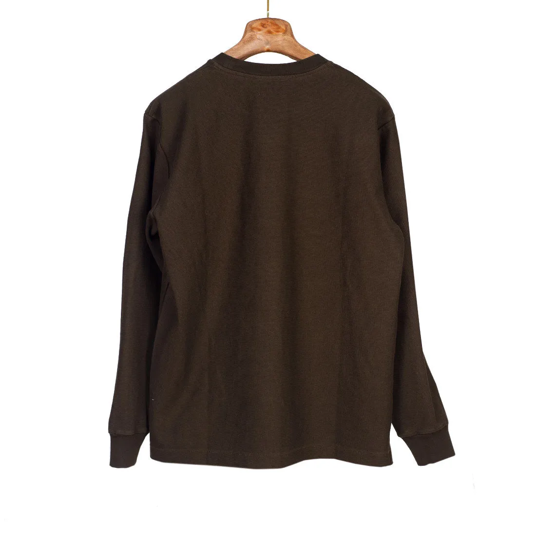 Long sleeve pocket tee in chocolate brown Raschel knit cotton