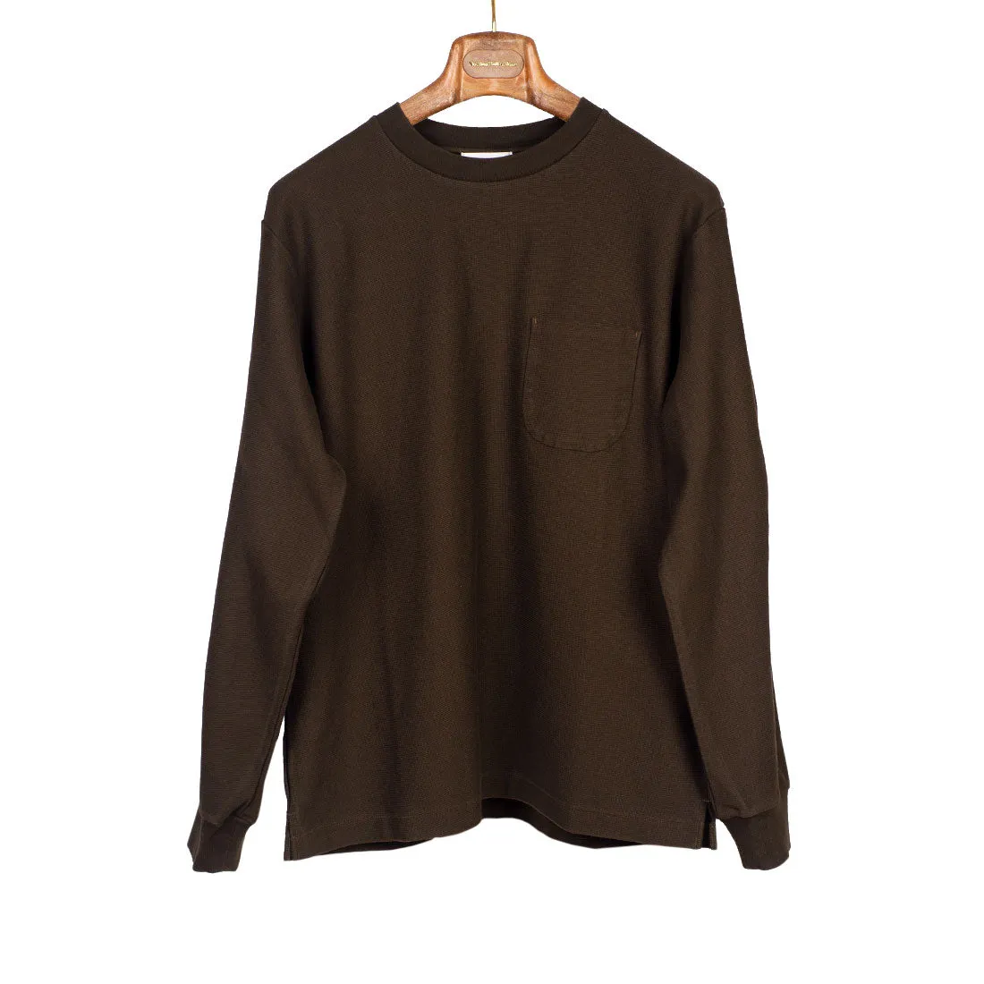 Long sleeve pocket tee in chocolate brown Raschel knit cotton