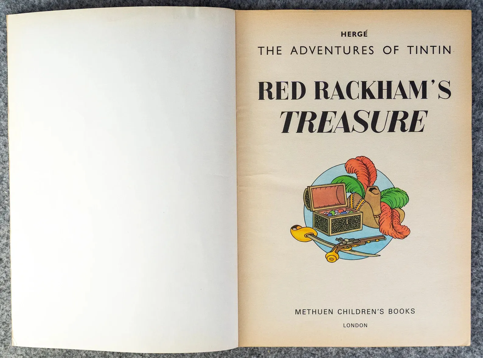 Red Rackham's Treasure Methuen 1974 1st UK Paperback Edition Rare Tintin Book Herge