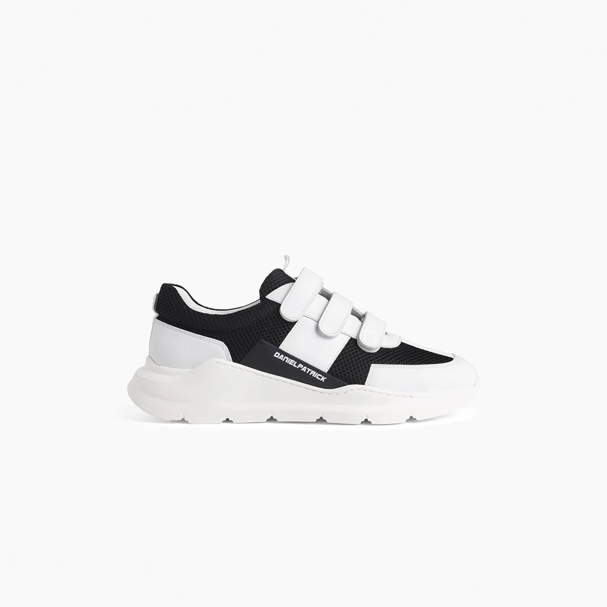 velcro panel runner / white   black   black