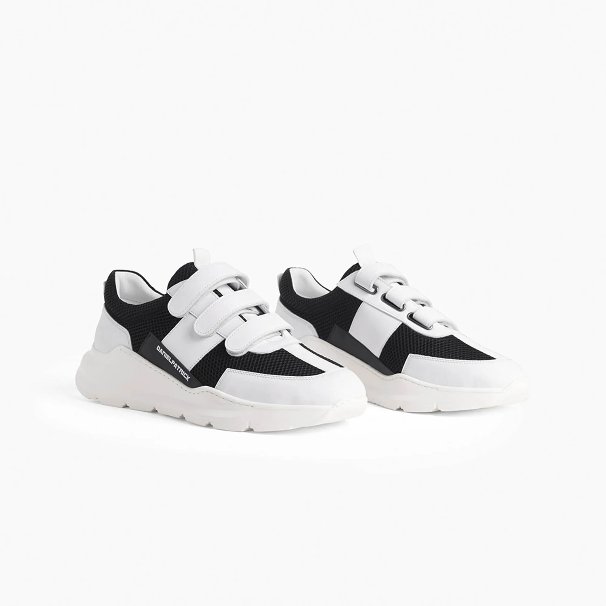 velcro panel runner / white   black   black